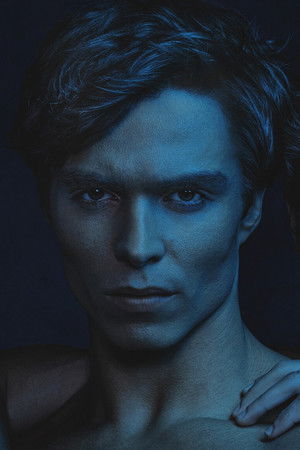 Canavarlar: Lyle ve Erik Menendez'in Hikâyesi