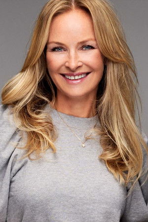 Synnøve Rydder Opp: Kjendis