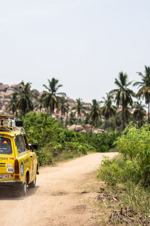 Trabantem z Indie až domů