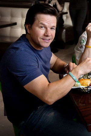 Wahlburgers