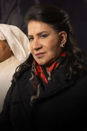 سيدة العتمة