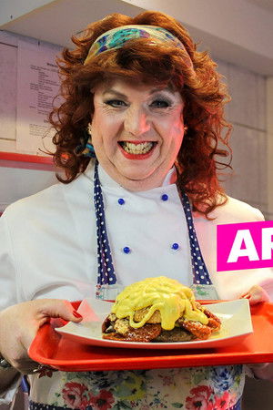 Tiffany Persson arbetstränar