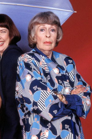 The 5 Mrs. Buchanans