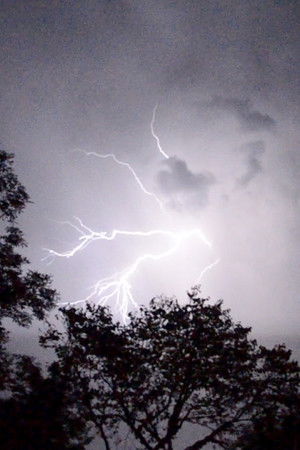 Si nous habitons un éclair