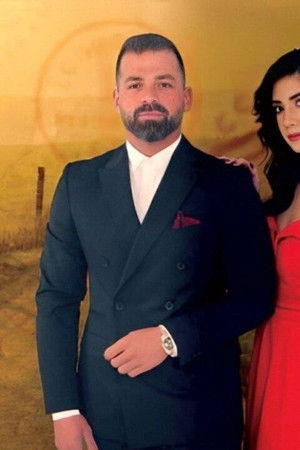 أسماء من الماضي