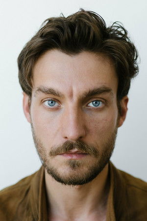 Виктор Михайлов