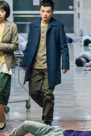 予兆 散歩する侵略者