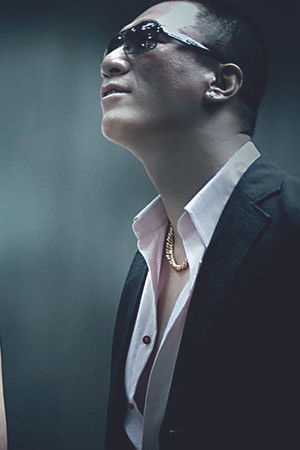 落地，请开手机