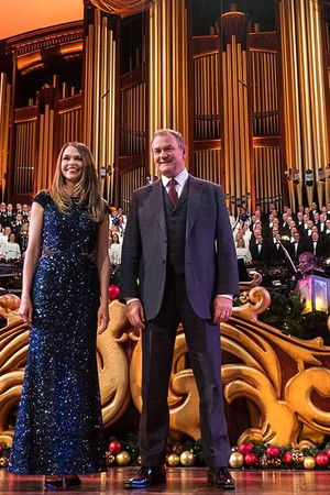 Christmas with the Mormon Tabernacle Choir