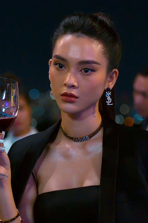 Trà Xanh Đấu Siêu Lừa