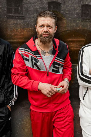 Gaujų karai. Tulpių gatvė