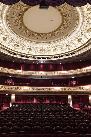 Au théâtre ce soir