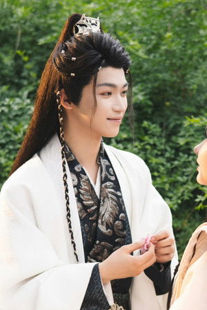 钱途无量! 我教公子开银行