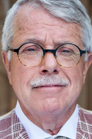 Mr. Frank Visser rijdt visite