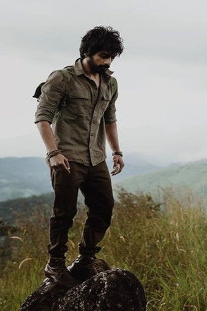 Putham Pudhu Kaalai Vidiyaadhaa