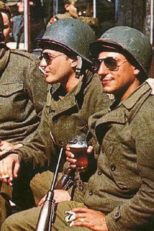 Ils ont filmé la guerre en couleurs