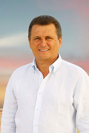 Poftiți la Nea Mărin