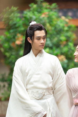 听心侠女与不问居士