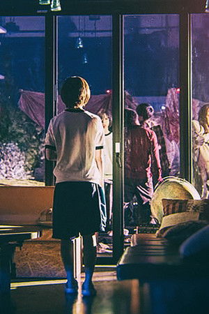 生き残った6人によると