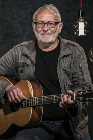 Hausgaard & Vers - Rejsende i Dansk