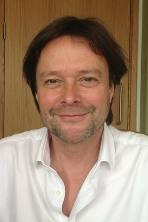 Simon Darlow