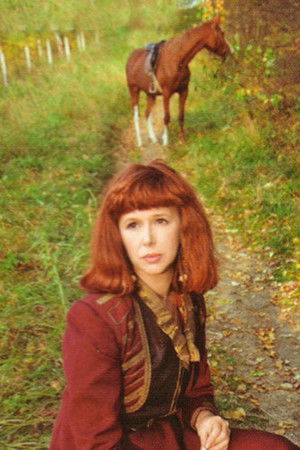 Blooming Hill in the Middle of an Empty Field Blooming Hill in the Middle of an Empty Field