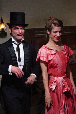 Dívka a kouzelník Dívka a kouzelník