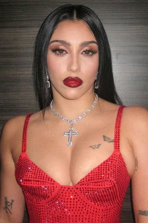 Lourdes Leon