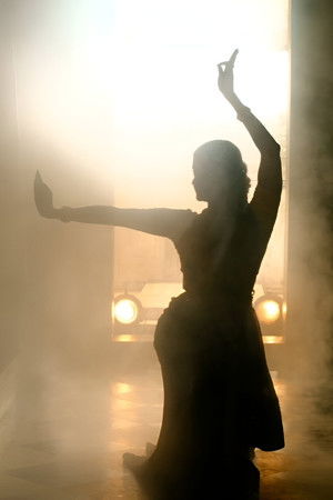 Colors: White Colors: White