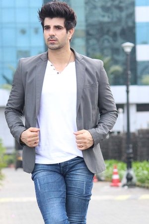 SHAHNAWAZ BAQAL(RUFY KHAN)
