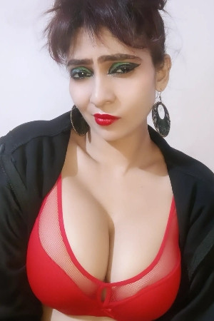 Simran Kapoor