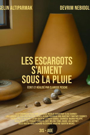 Snails love each other under the rain