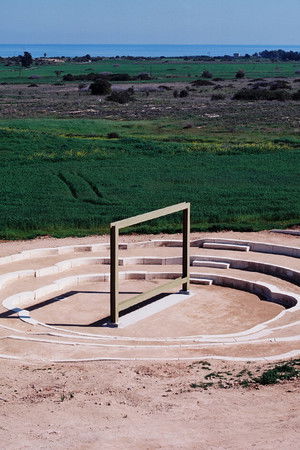 Inside the Outset: Evoking a Space of Passage Inside the Outset: Evoking a Space of Passage