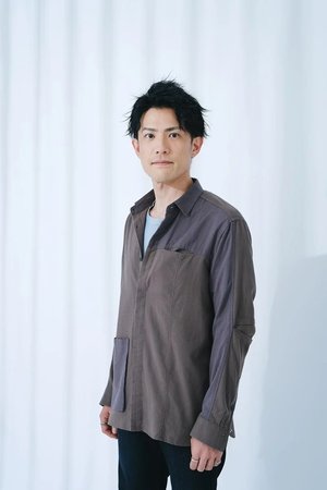 栗原寿