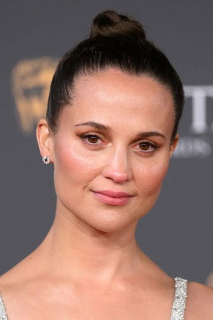 Alicia Vikander