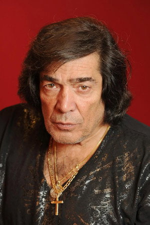 Cacho Castaña
