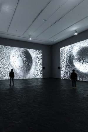 Broken Eyes Broken Eyes