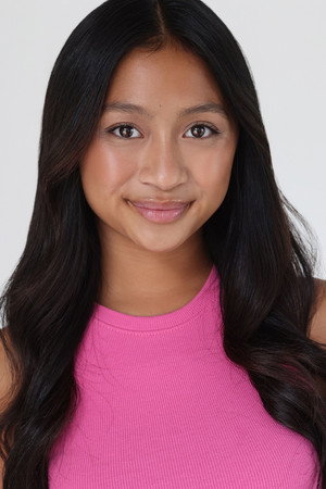 Chloe Adona