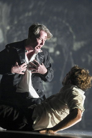 Erniedrigte und Beleidigte Erniedrigte und Beleidigte