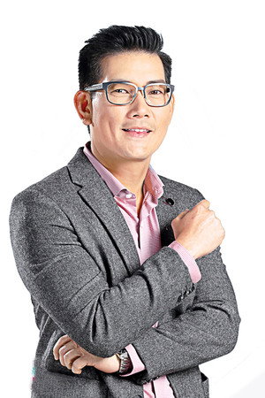 Richard Yap