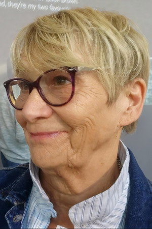 Claire Lewis