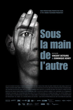 Sous la main de l'autre