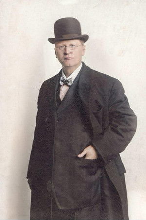 America's Socialist Experiment America's Socialist Experiment