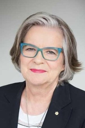 Arlette Cousture