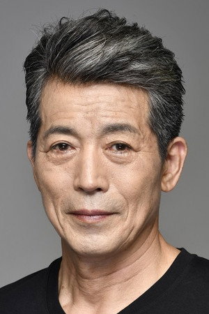 宇纳佑