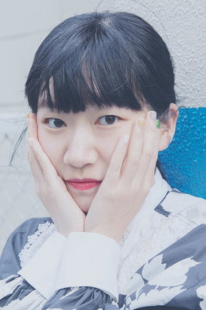 青柳いづみ