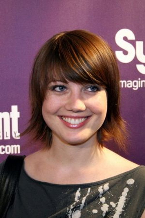 Nicki Clyne