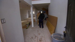 Smart Suburban Holmes