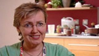 Celebrity Special, Aggie MacKenzie