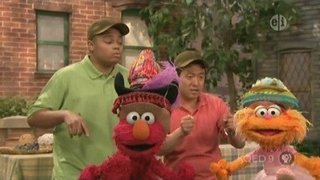 Elmo & Zoe's Hat Contest